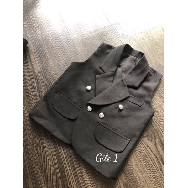 Sét Vest Viền Đen Siêu Ngầu Cho Bé Trai