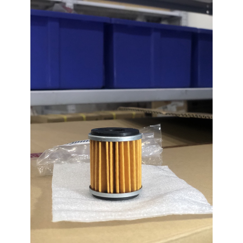 Lọc nhớt - dầu YAMAHA chính hãng.