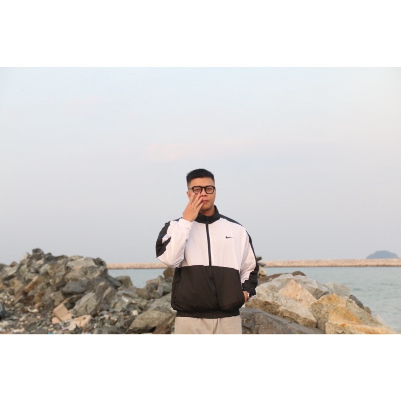 Áo Khoác Jacket Nike Swoosh Vintage To Nam Nữ Vải Dù 2 Lớp Cao Cấp LBsar