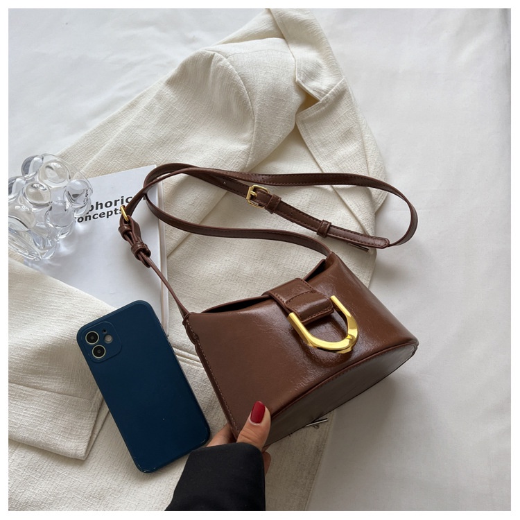 Túi Đeo Chéo Cài Nút Phong Cách Pháp Hàng Mới 2022