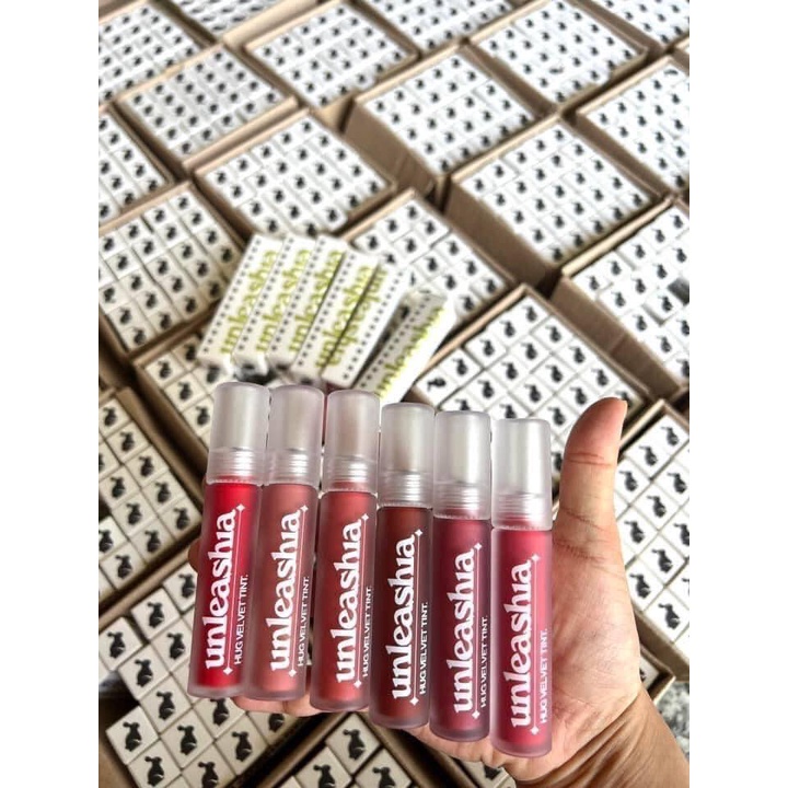 Son kem lì UNLEASHIA Hug Velvet Tint