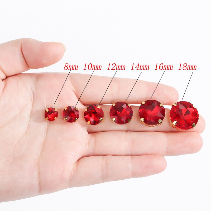 Kim Cương Giả Hình Tròn Có Móng Vuốt Màu Vàng Thêu Trên Váy Đính Đá Pha Lê Thủ Công