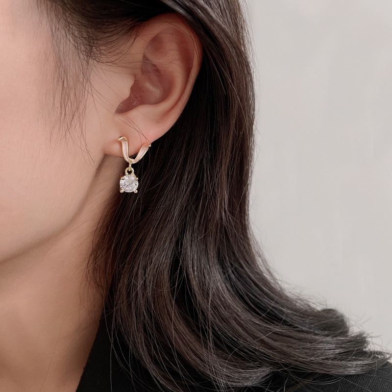 Khuyên Tai Thả Dầu Thỏ Zircon