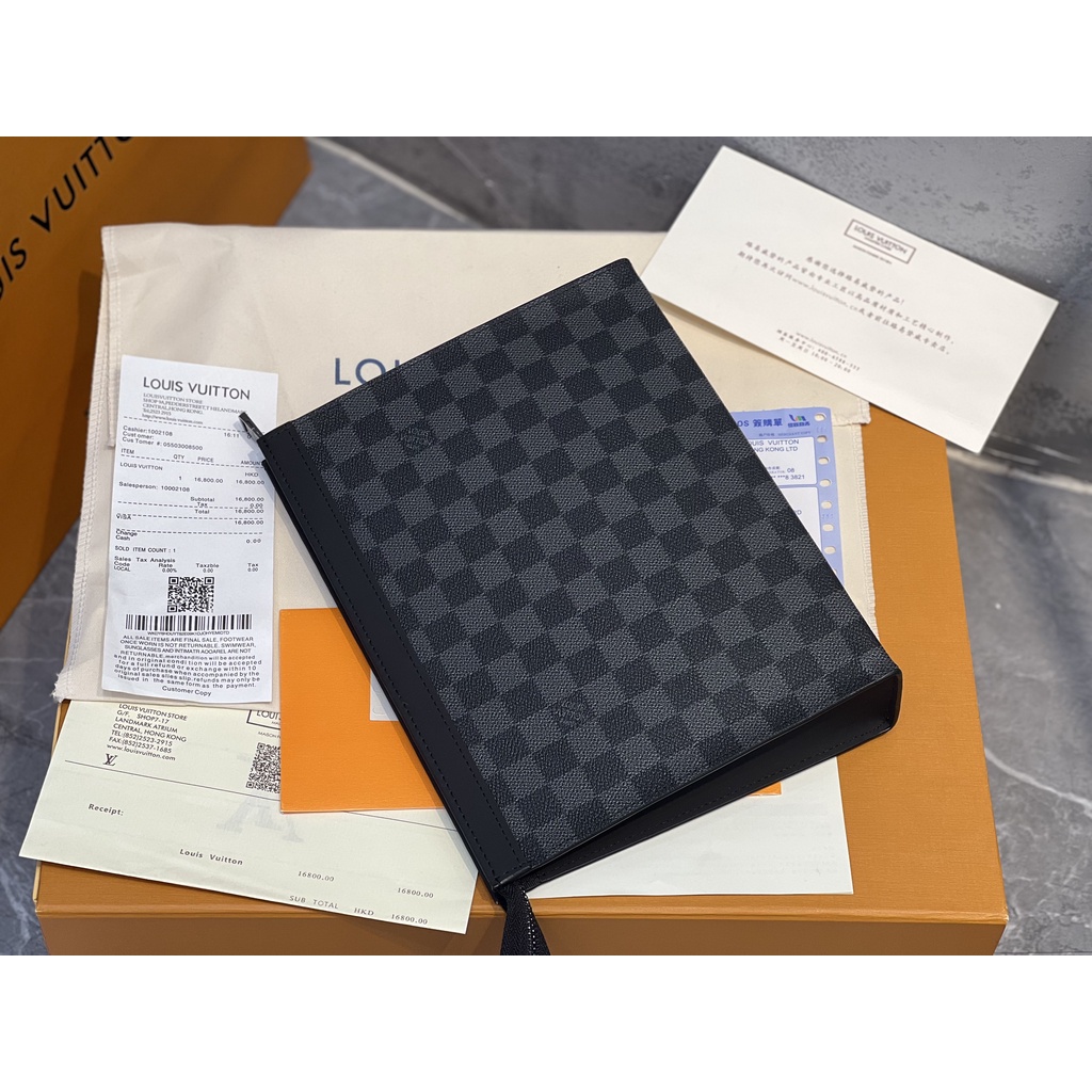 Túi ví cầm tay LV POCHETTE VOYAGE LEATHER IN BLACK SPSL cao cấp