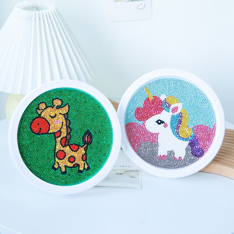 Bộ sticker Đính Đá Họa Tiết Hoạt Hình Dễ Thương Dùng Làm Quà Tặng Cho Bé