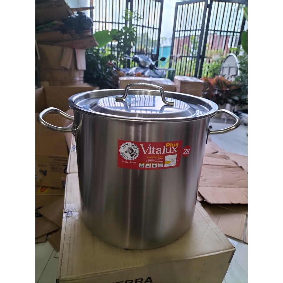 Nồi hầm 3 đáy Inox 304 Zebra Vitalux 40x25cm nắp Inox 31L - 171322 hàng nhập khẩu Thái Lan
