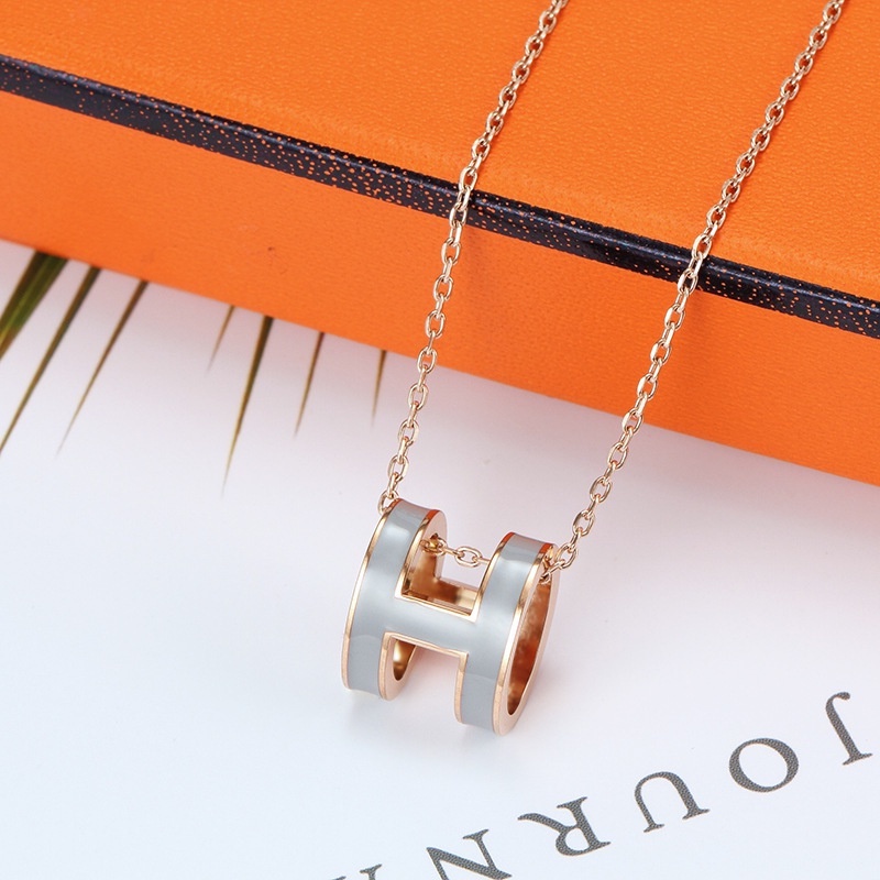 Dây Chuyền Thép Titan Mạ Vàng 18K Chống Thấm Nước Không Phai Màu Chất Lượng Cao H1A2