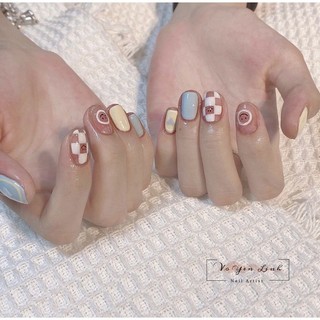Móng úp, nailbox thiết kế fom tròn ngắn cute