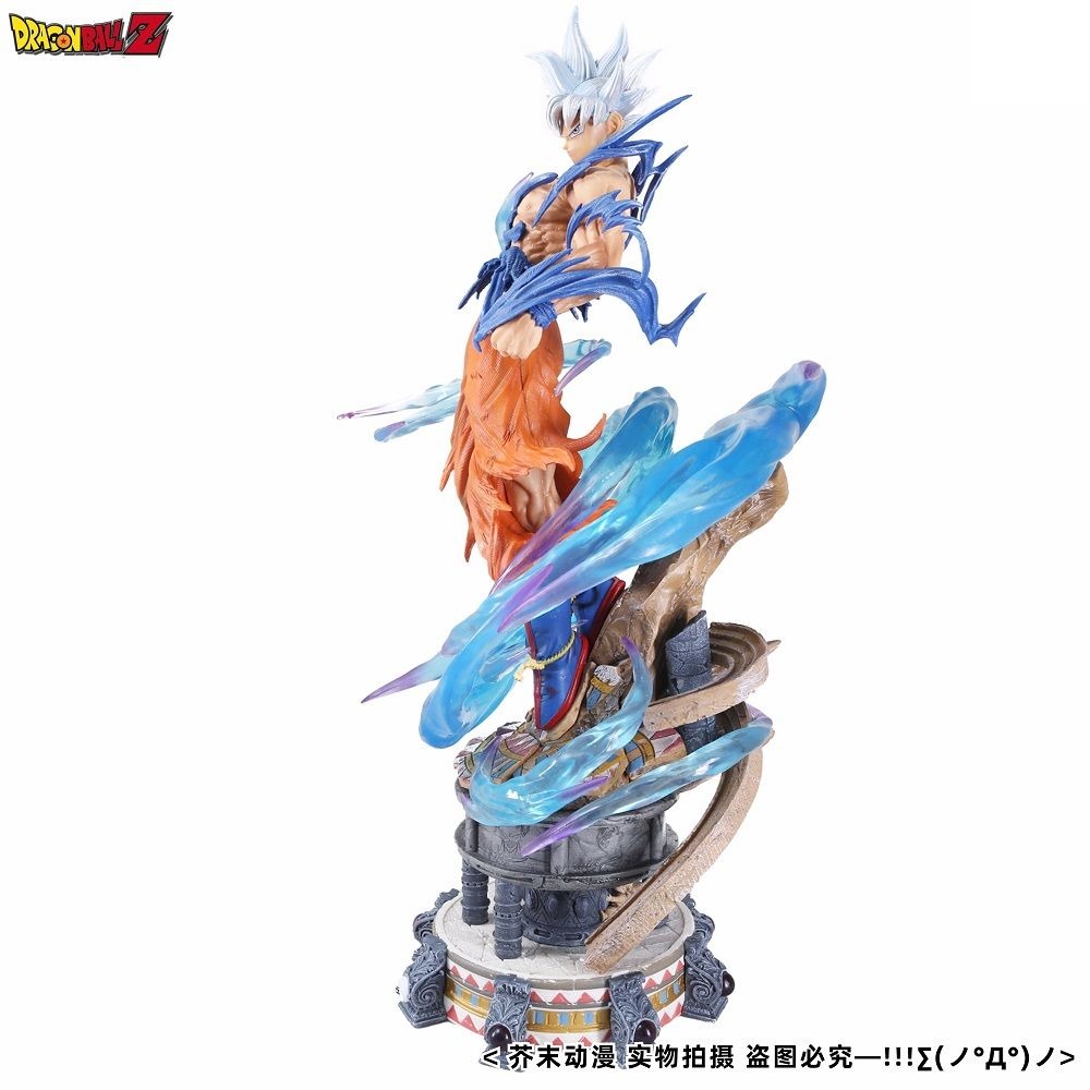 Mô Hình Nhân Vật Son Goku Thiết Kế Thoải Mái Độc Đáo