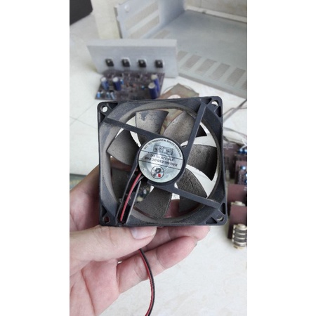 quạt tản nhiệt ampli tháo máy