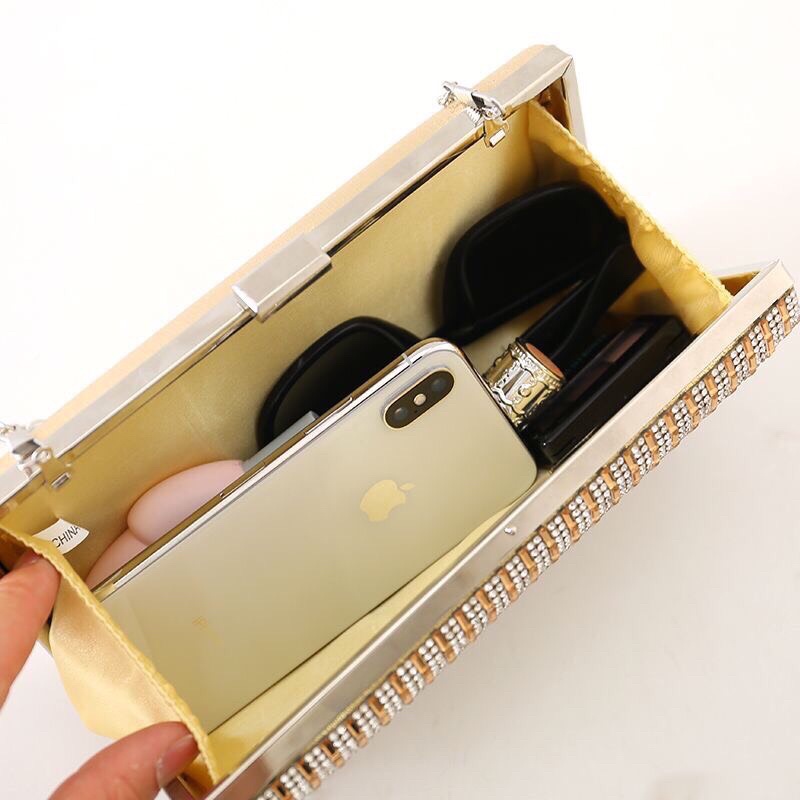 Bóp Đầm Đeo Vai Kết Hạt Thủ Công Hàng Cao Cấp Có Quai{ Nhận giao hoả tốc trong ngày khu vực tphcm}