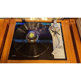 Chặn đĩa than Universal 50Hz LP Vinyl