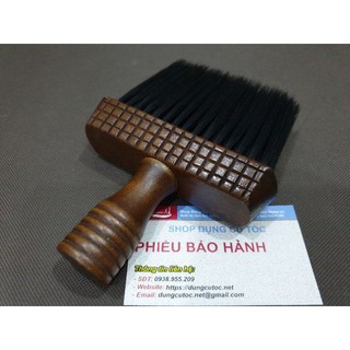 Chổi phủi tóc cho salon loại tốt lông mềm, cây phủi tóc cán gỗ vệ sinh râu tóc cho nam.