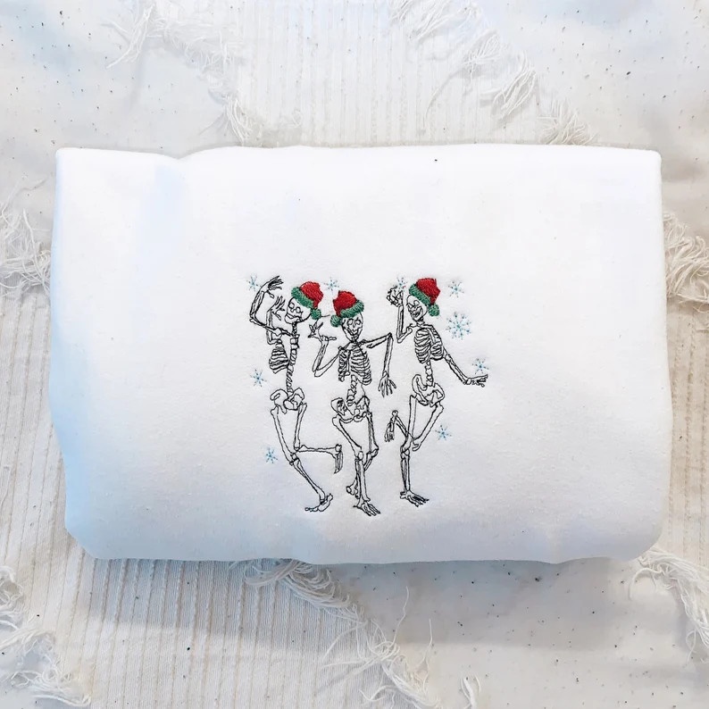 Sweater thêu SKULL DANCE Christmas Day