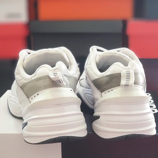 Giày thể thao M2K white grey, real 2hand, size 42
