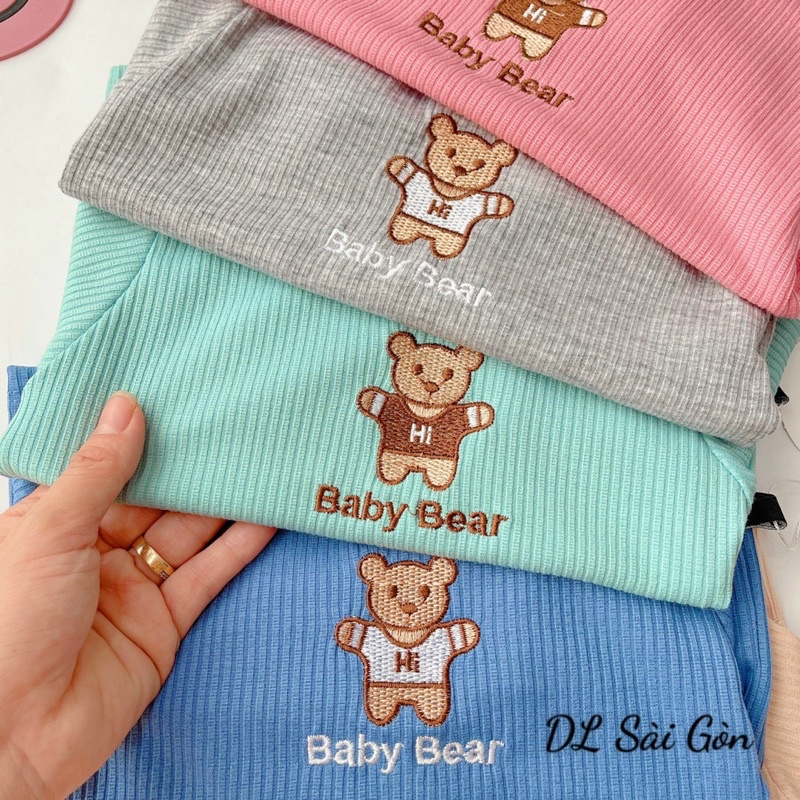 Bộ dài tay len tăm cổ cao thêu gấu cho bé trai bé gái