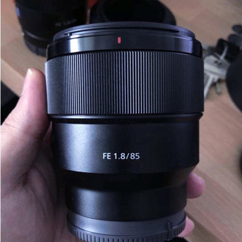 Khóa Đảo Ngược Không Góc C26N Cho SONY FE 85 1.8 85mm F1.8 Hood SH150