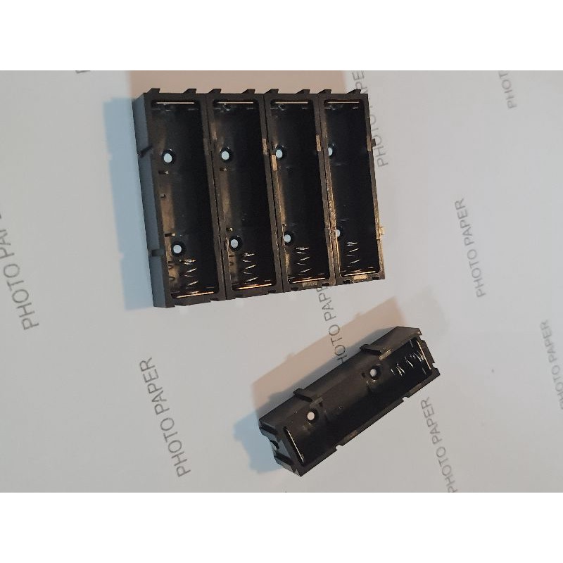 Khay pin AA chất lượng.