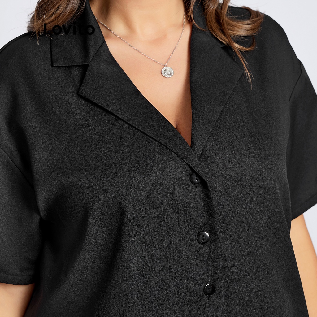 Áo Lovito plus size màu trơn cổ chữ V có nút phong cách thường ngày cho nữ LPS04001 (màu đen)