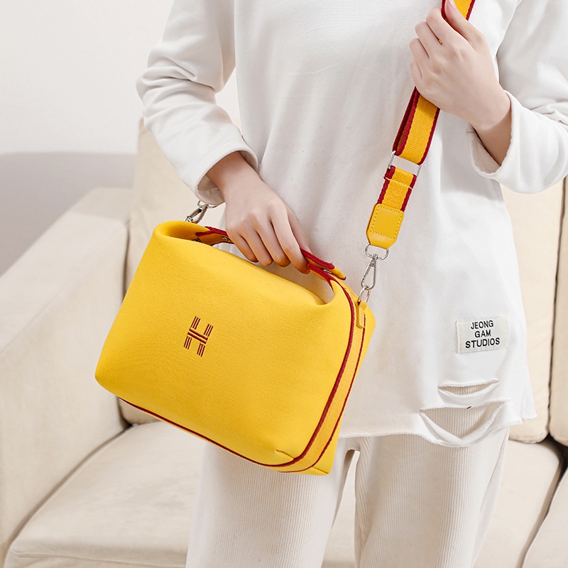 Túi Đựng Mỹ Phẩm Son Môi Nước Hoa Bằng Vải Canvas Chống Nước Thời Trang Cho Nữ