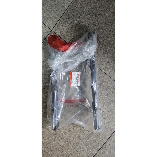 Càng sau/ Gấp xe Elegant 50cc mã SE1