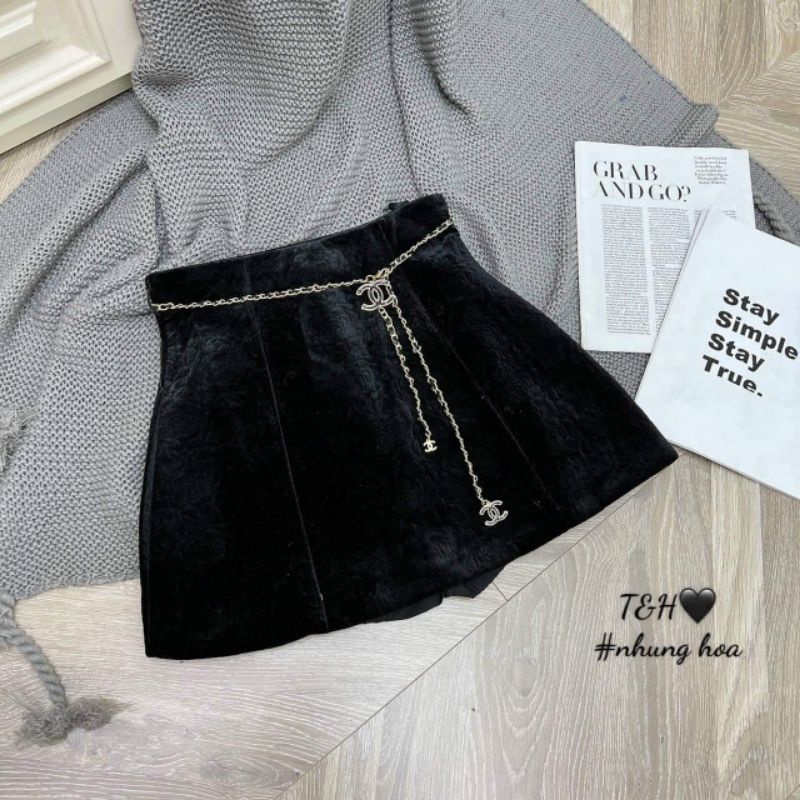 Chân váy nhung nổi hoa hồng kèm dây xích hàng QCL1
