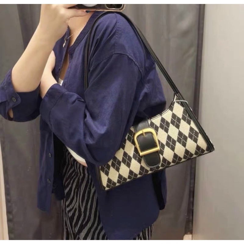 TÚI KẸP NÁCH URBAN REVIVO