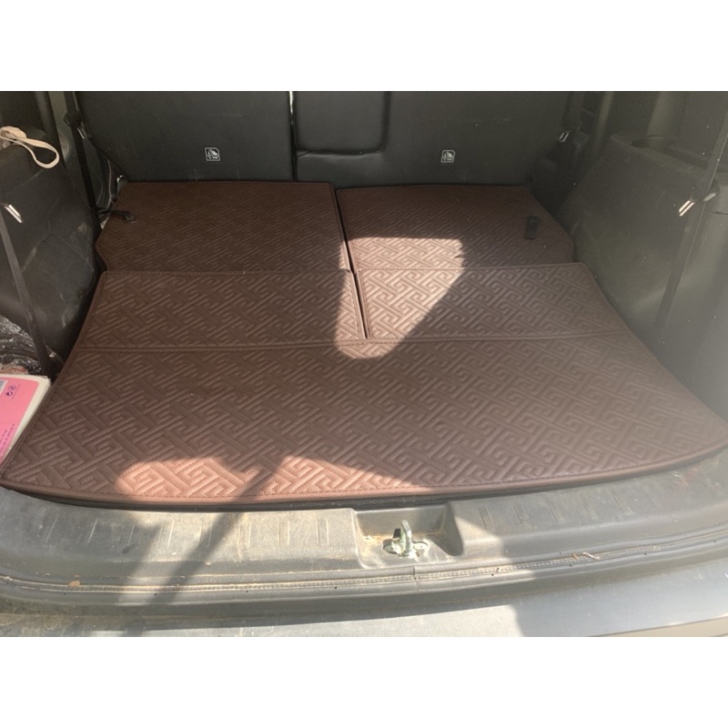 Thảm lót mặt cốp + lưng ghế hàng 3 Xpander | BigBuy360 - bigbuy360.vn