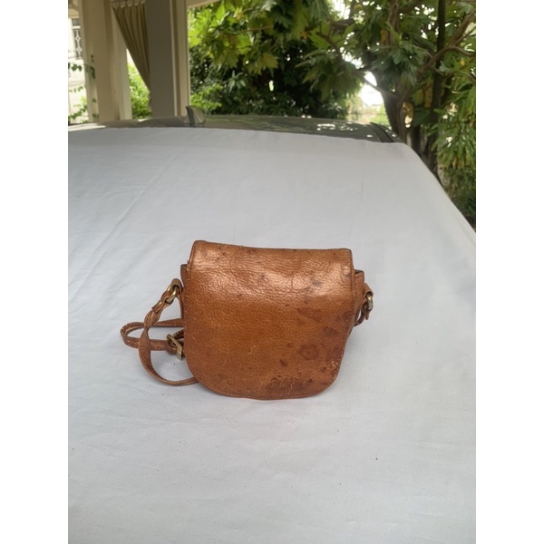 Túi chuẩn si. Túi qua sử dụng. Khách vui lòng xem hình nếu muốn biết thêm thông tin sản phẩm mời khách vô chat . Thanks.