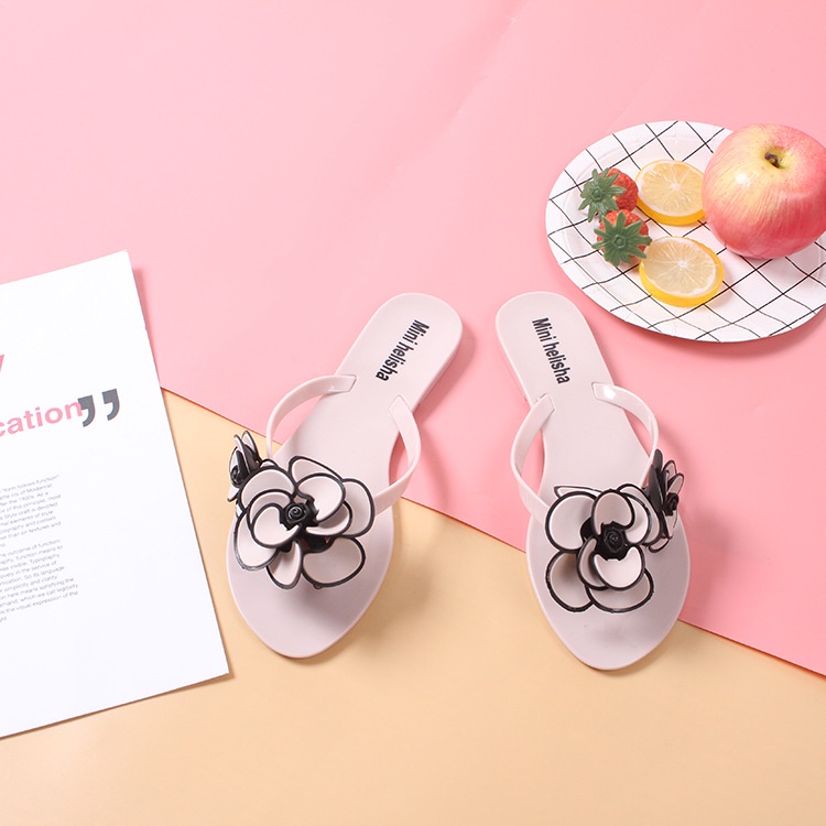 Dép Sandal Đế Bằng Đính Hoa Thời Trang Đi Biển