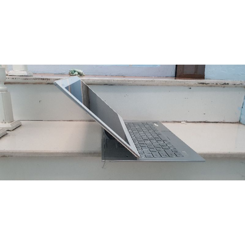 Laptop lai máy tính bảng Vaio Duo 13 trắng fullbox