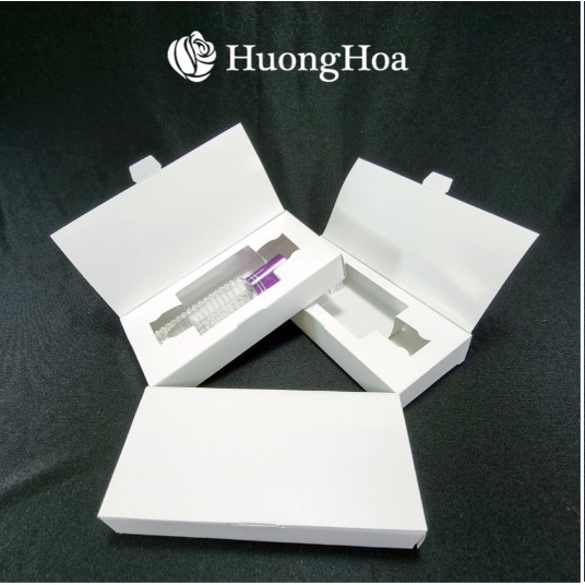 Hộp giấy cao cấp màu trắng mã 4