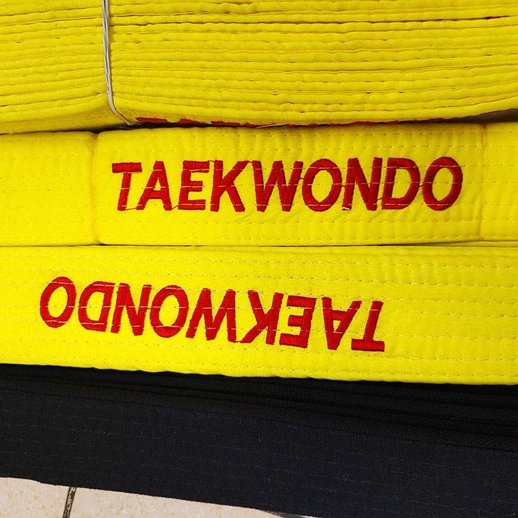 Đai võ phục Taekwondo giá rẻ chuyên dùng cho võ thuật phong trào + nghiệp dư