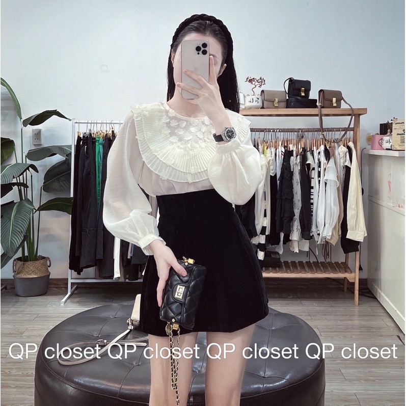 Áo sơ mi hoa ngực bánh bèo