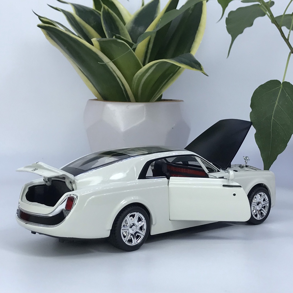 Mô hình xe ô tô Rolls Royce Sweptail tỷ lệ 1:24 bằng kim loại