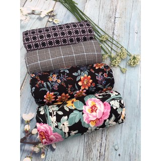 Vải COTTON lụa kiện Hàn giãn 4c hàng cây. Chất mềm, mịn, xịn, mát. Khổ vải ngang 1.55m. Định lượng 3.2m/kg