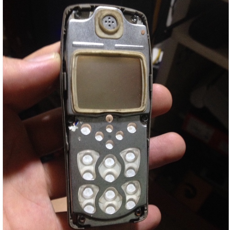 Xác NOKIA 1100 không bin,0 vỏ,0 nắp,lên trắng màn,0 tét được gì,bán xác anh em lấy được gì lấy
