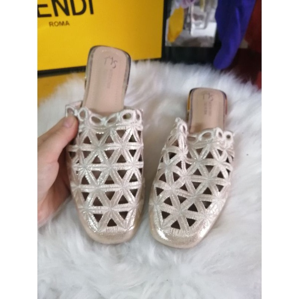 Xả kho giày cao gót nhiều mẫu lẻ size 39