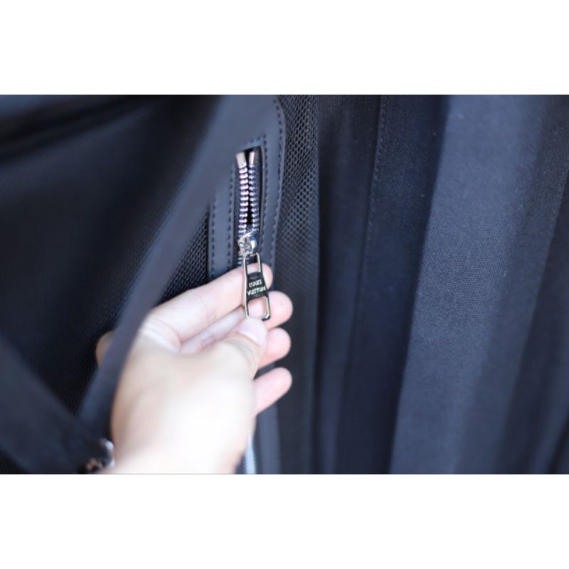 Vali Louis vuitton- Hàng loại 1_ hoa lv đen