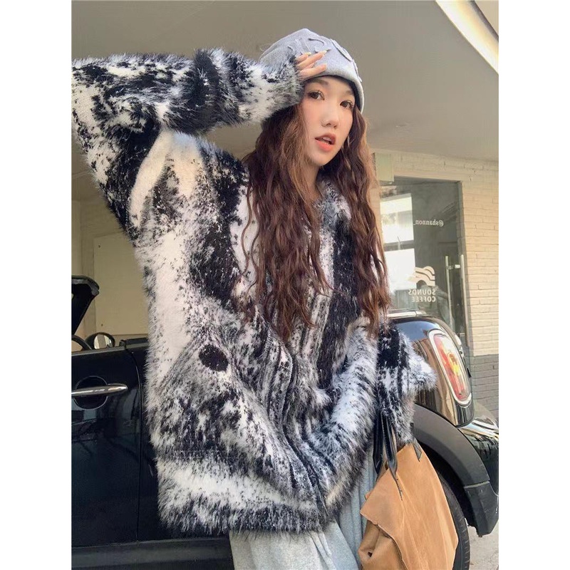 Áo Khoác Cardigan Dệt Kim Dày Dặn Phối Lông Chồn Giả Màu Sắc Retro Thu Đông Cho Cặp Đôi