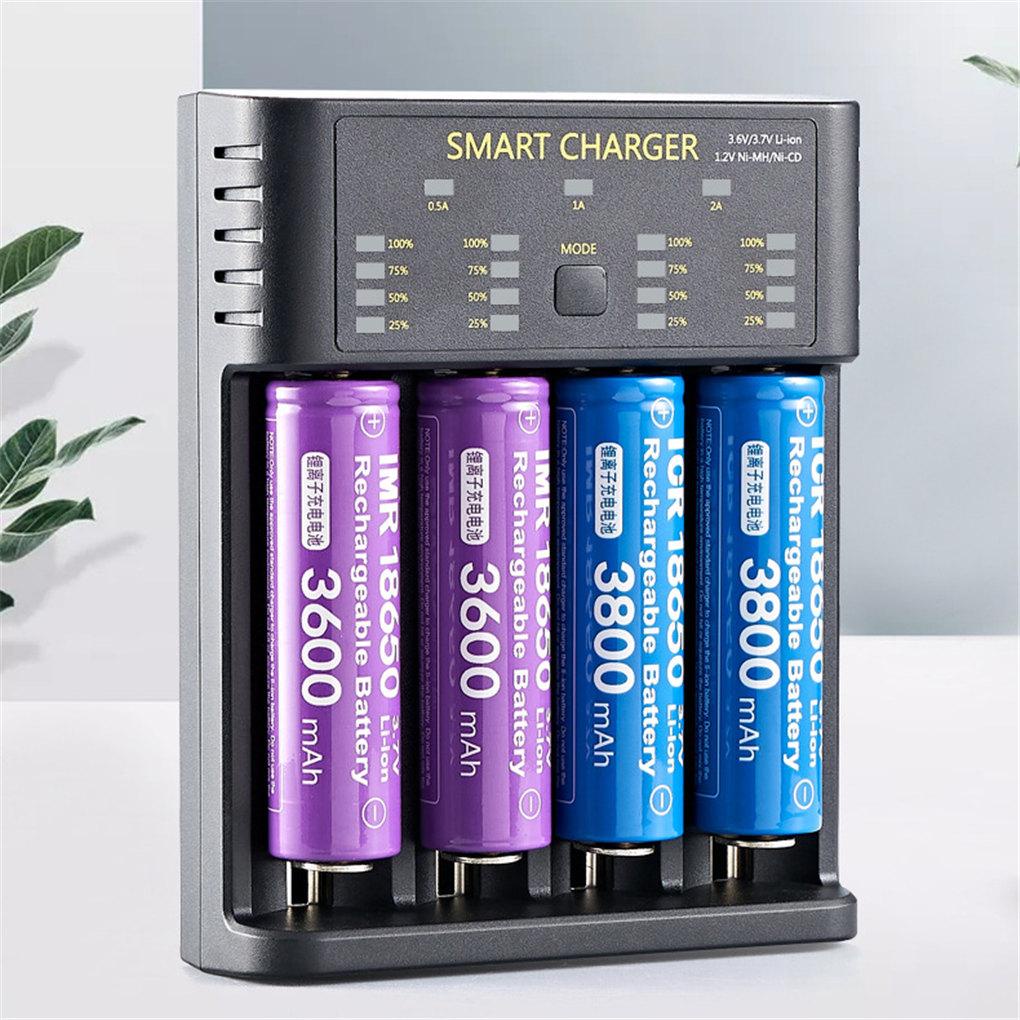 Đế Sạc Pin Lithium 18650 4 Khe Cắm USB Đứng