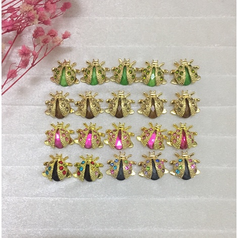 Charm Bọ gắn dép Havainas