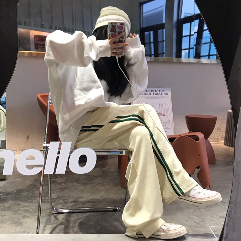 Quần Thể Thao Ống Rộng Kẻ Sọc Trắng Thời Trang Hàn Quốc Cho Nữ