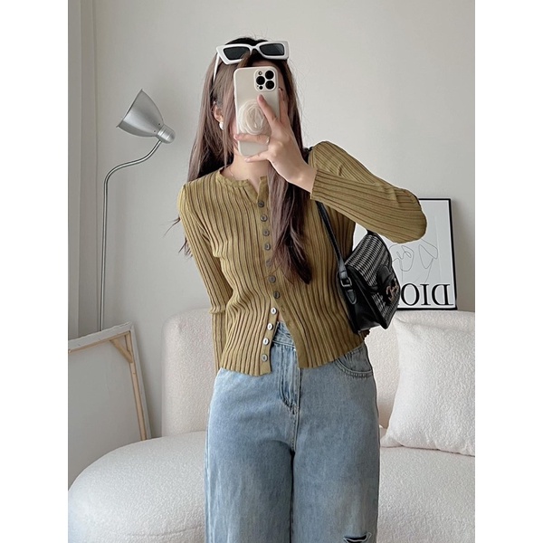 Áo len khuy L06 hàng quảng châu loại 1, áo len hách dáng basic dễ mặc dễ phối nhiều màu.