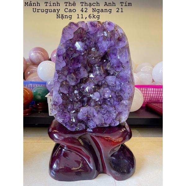 Động Mảnh Tinh Thể Đá Màu Tím Phong Thuỷ