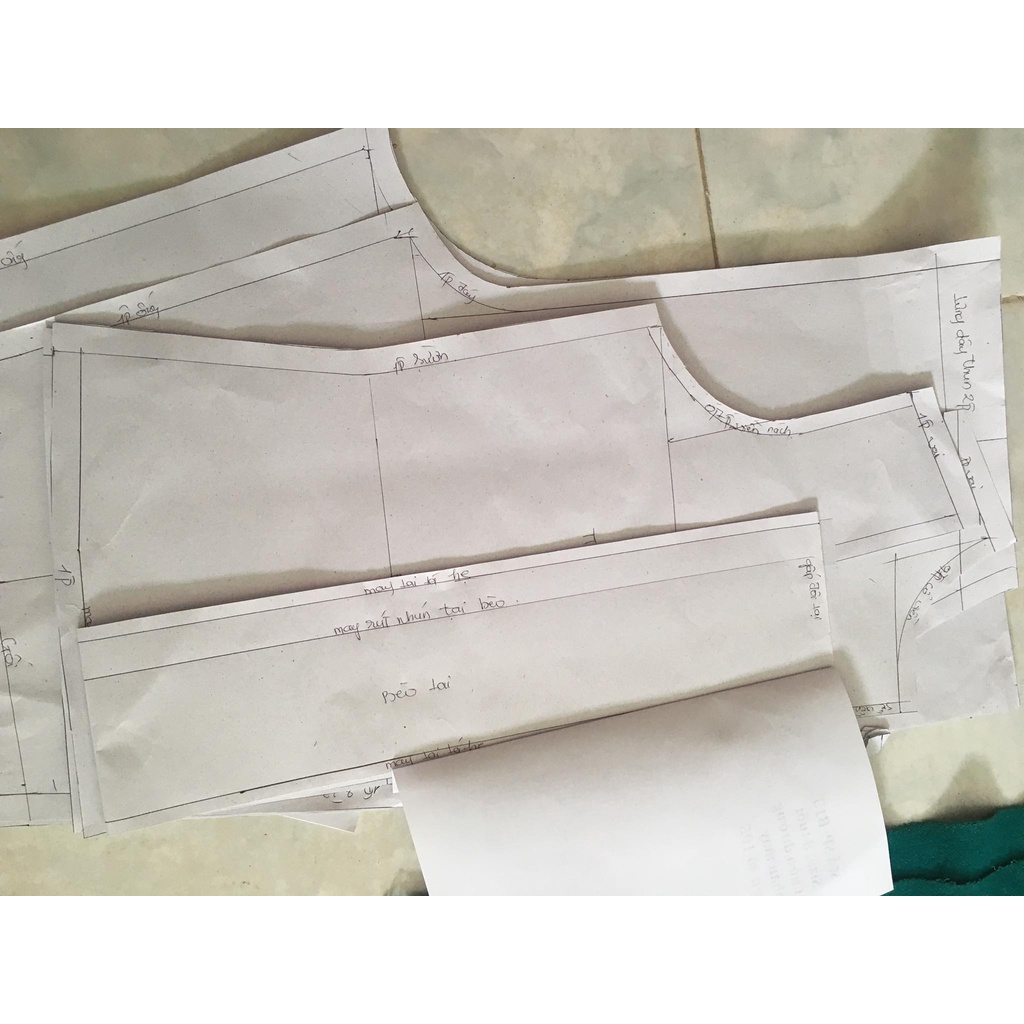 RẬP GIẤY ÁO NỮ XINH ARQ002