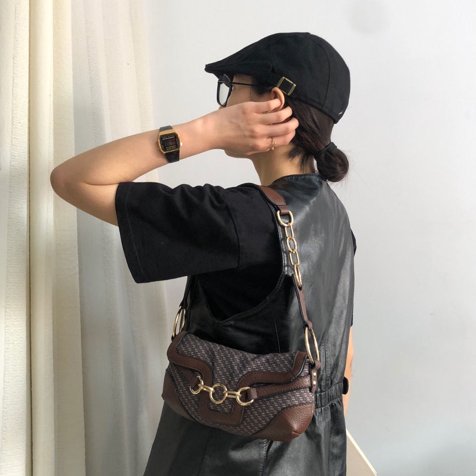 Túi Xách Kẹp Nách Phối Khóa Kim Loại Phong Cách Retro Anh Quốc