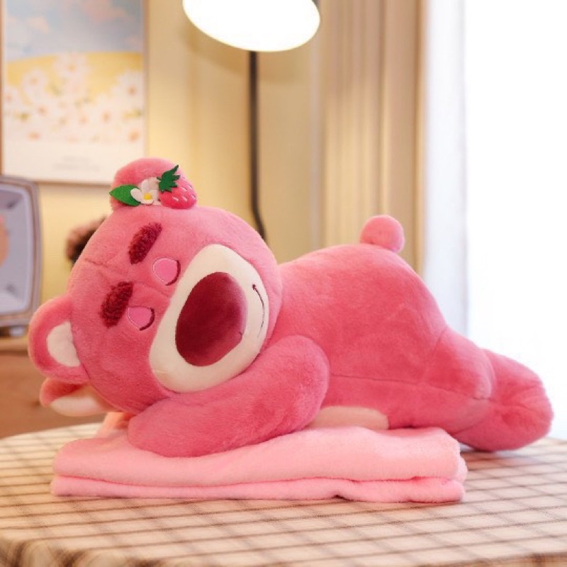 (Hoả tốc) Gấu kèm chăn lotso dâu 50cm hàng nhập khẩu