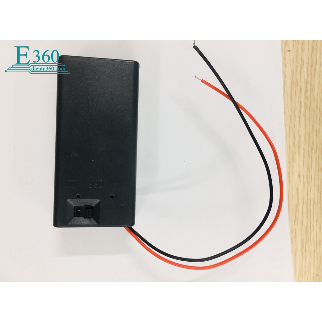 Hộp đế pin 9V có công tắc