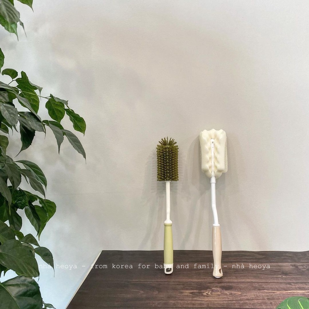 BỘ CỌ BÌNH SỮA VÀ NÚM TI SILICON TGM Hàn Quốc